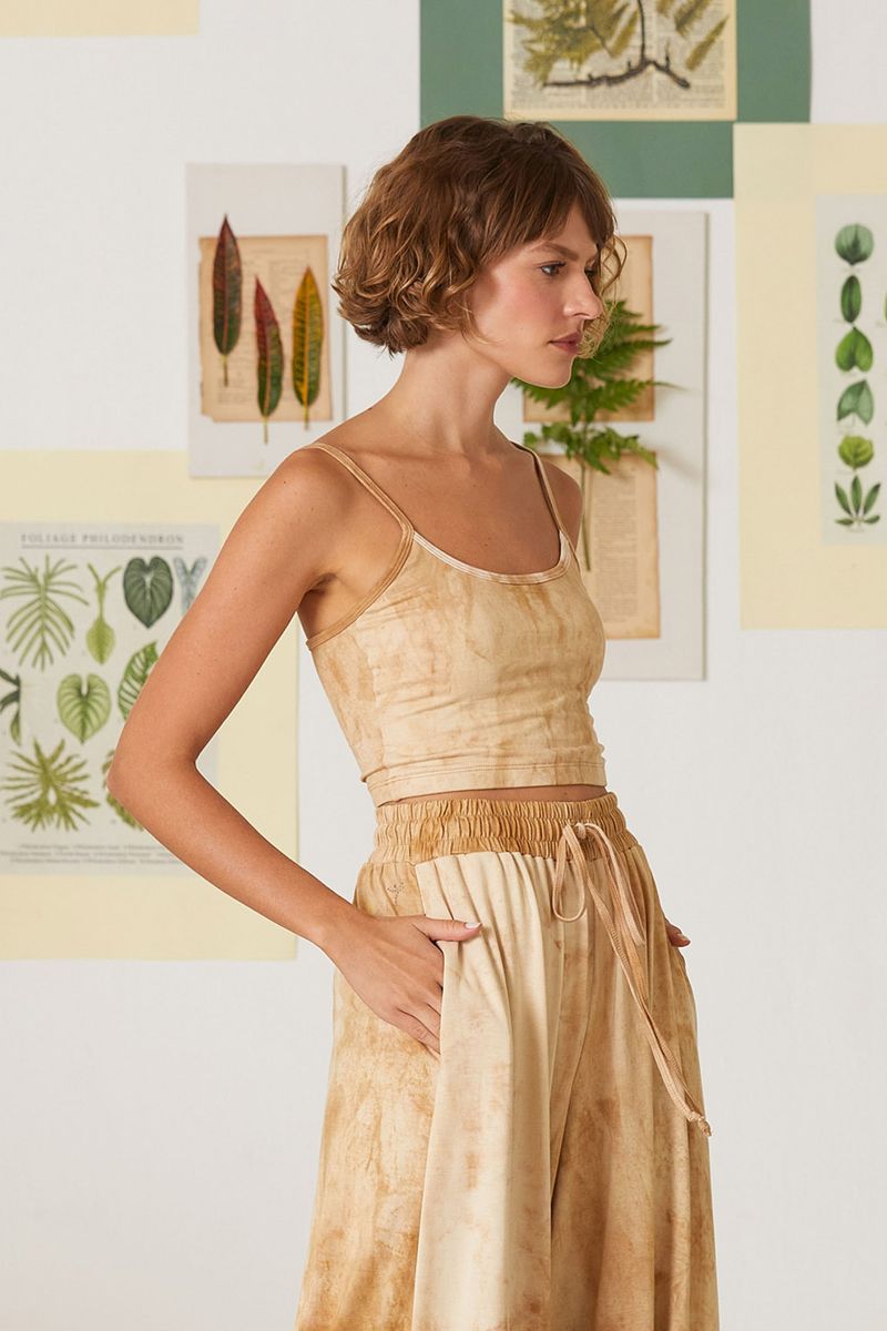 top-yogini-cropped-hera-yogini-0068872315-frente