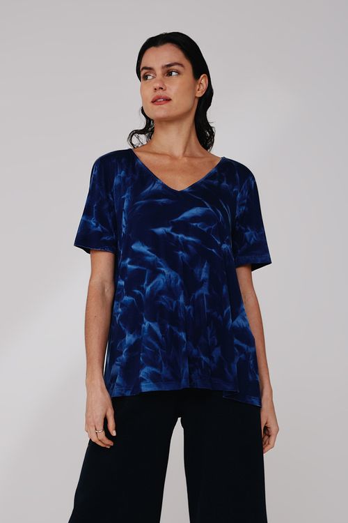 Blusa Decote V Azul Dye Modal Ana Carol