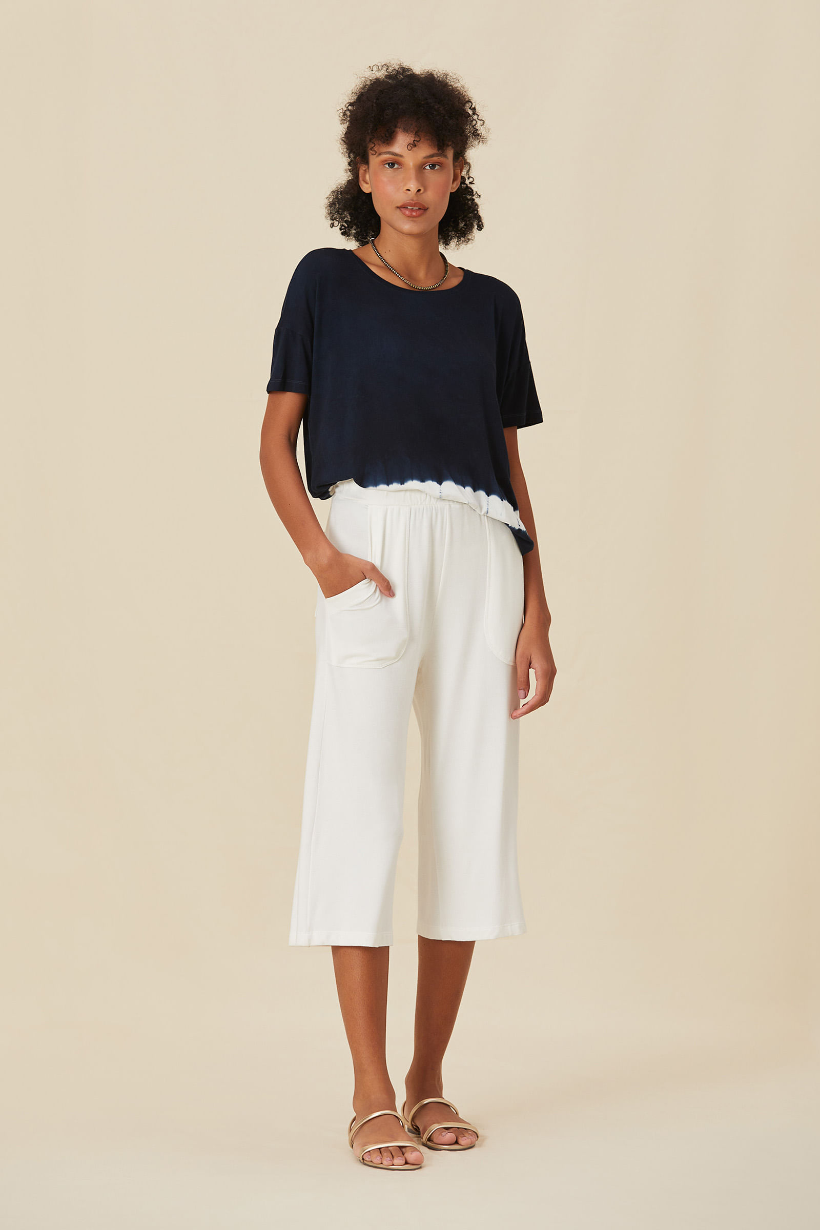 Calça Pantacourt Off White Bambu Agra - Yogini