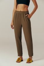 calca-cenoura-bambu-new-arvi-yogini-0082990114-movimento