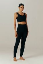 top--gandhi-yogini-0082090007-movimento