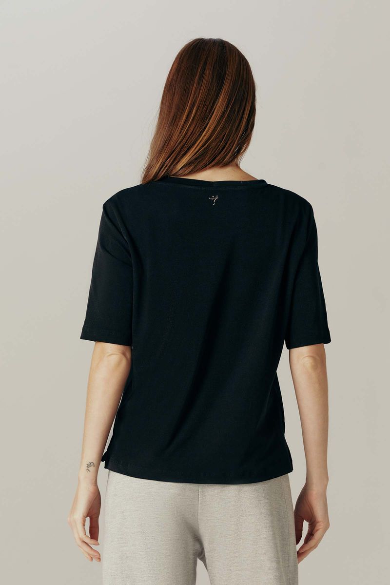 blusa-cristina-yogini-0082290007-costas