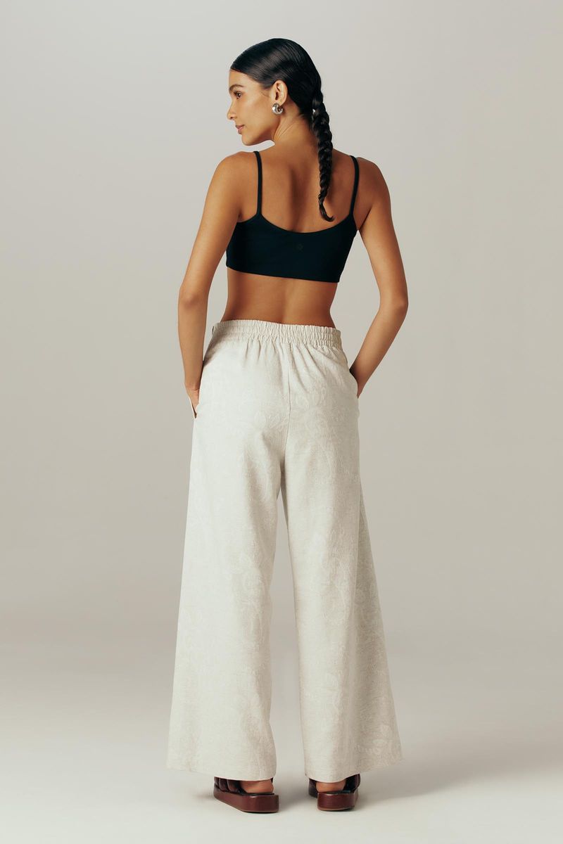 calca-paisley-yogini-0082160202-movimento