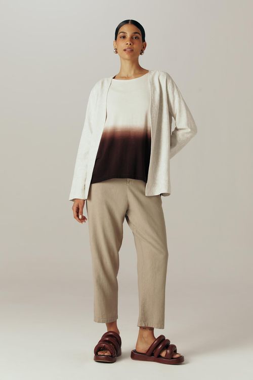 Calça Cenoura Dye Cáqui Linho Amanda