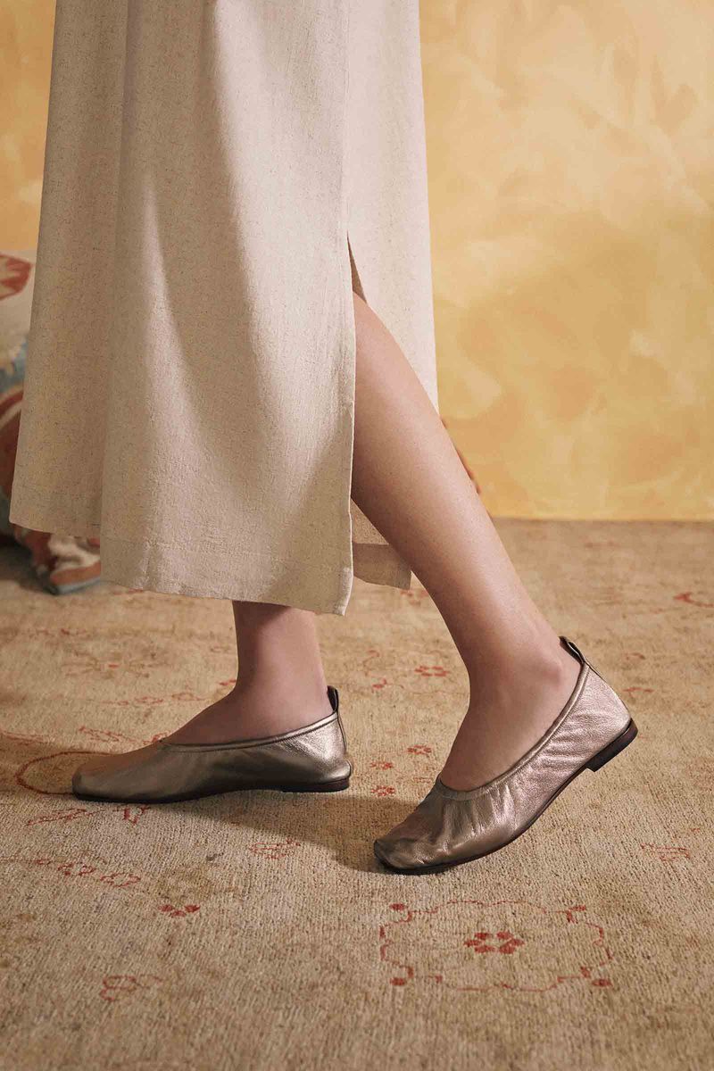 sapatilha-yogini-0084240055-costas