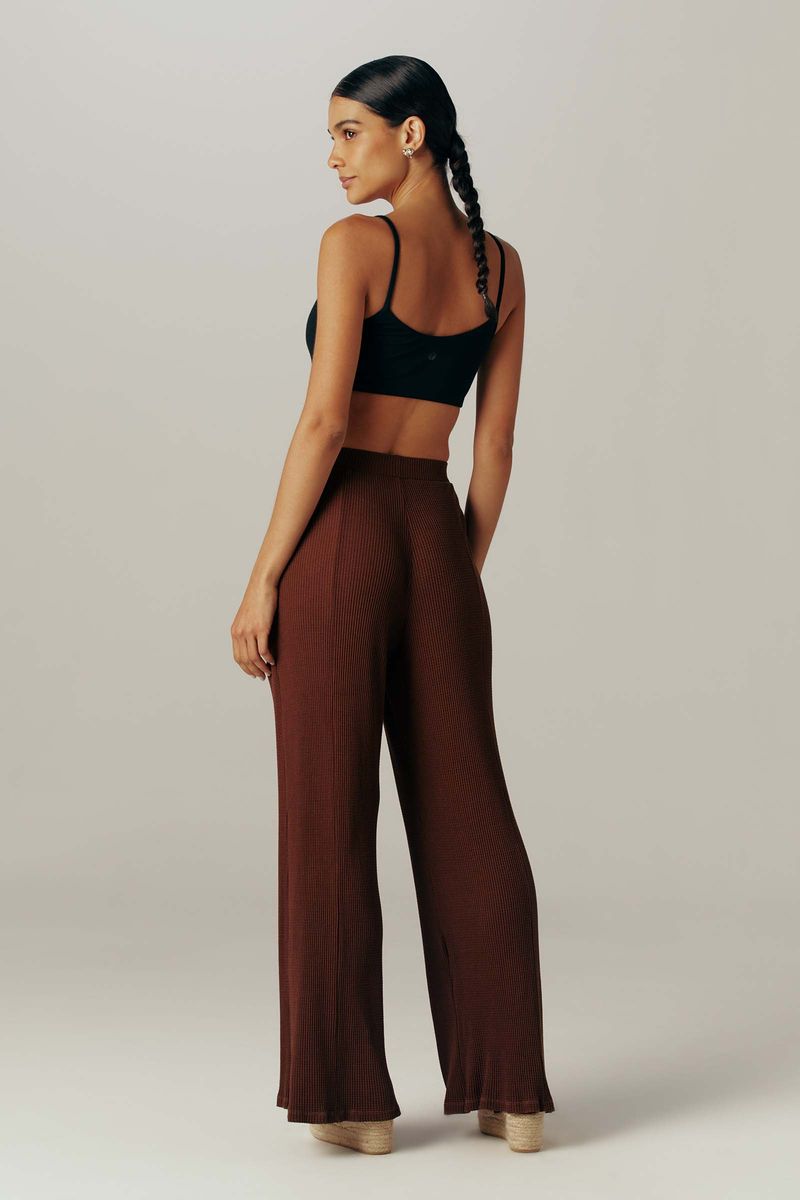 calca-melita-yogini-0082400009-movimento