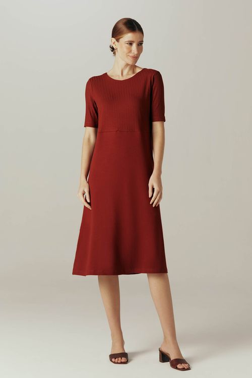Vestido Midi Evasê Bordô Celly