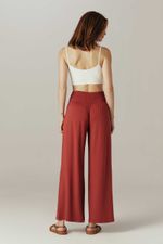 calca-deva-yogini-0082980213-movimento