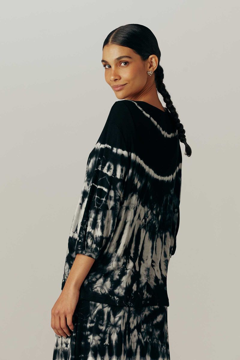 blusa-violeta-yogini-0082770007-costas