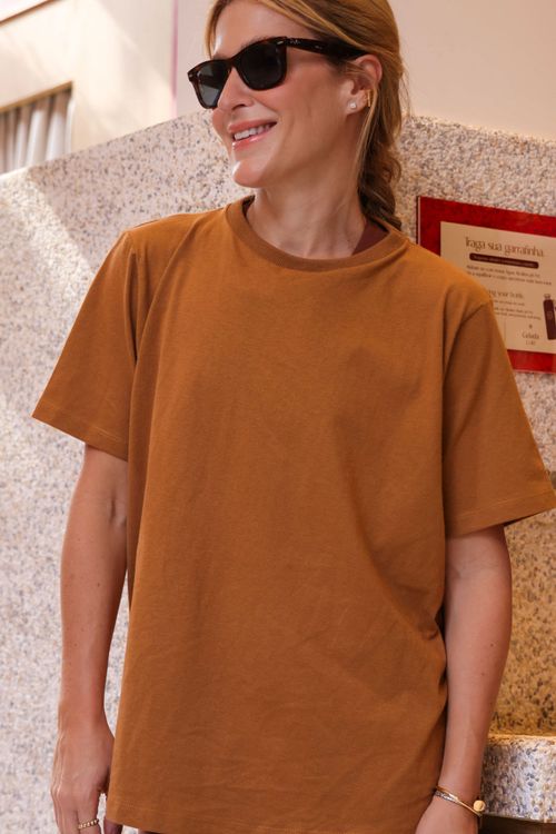 Camiseta Over Caramelo Algodão Renata