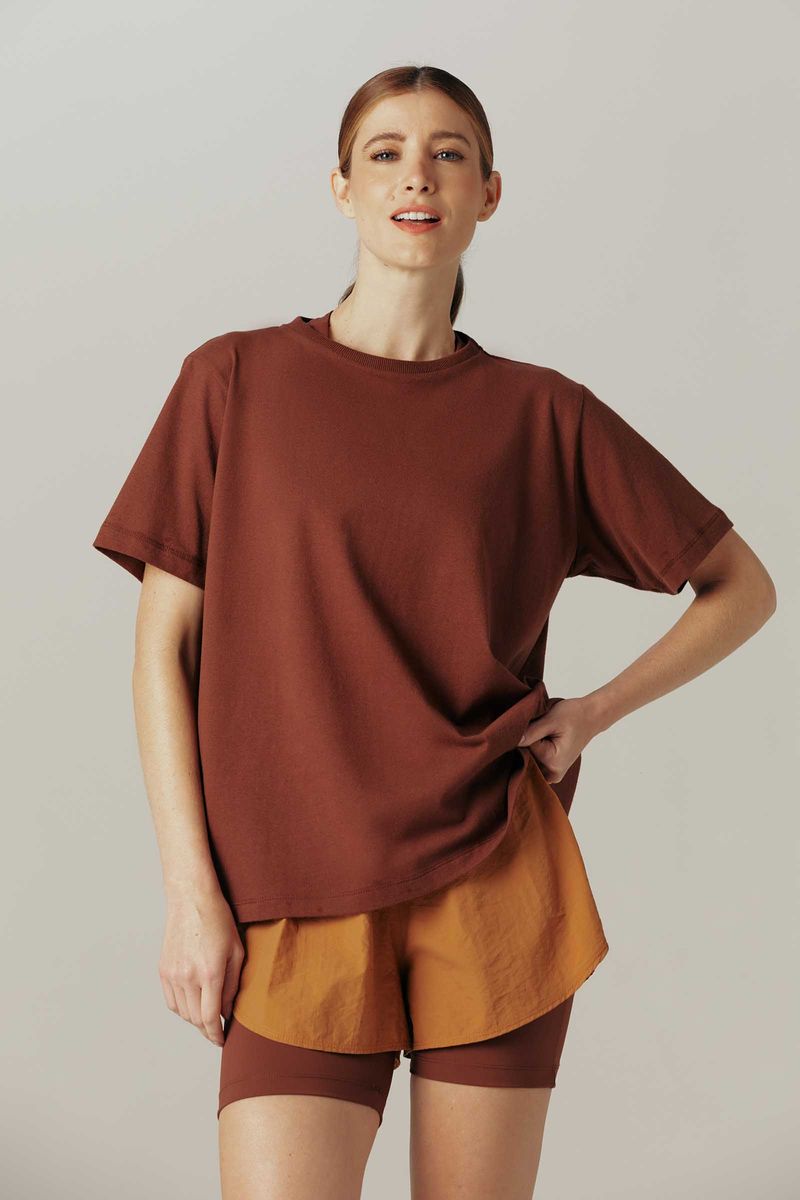 camiseta-renata-yogini-0082240009-frente