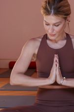 top-renata-yogini-0082340009-destaque