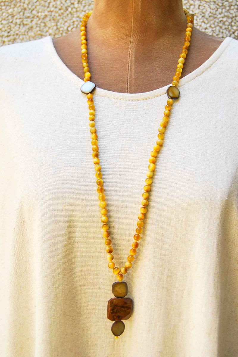 japamala-olhotigre-caramelo-yogini-0085410302-costas