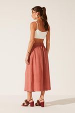 saia-nathalia-yogini-0083690410-movimento