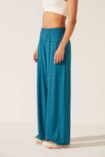 calca-albaII-yogini-0082910220-movimento