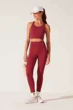 top_maju_yogini_0084270213_movimento