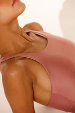 top-rose-alca-cruzada-press-paola-yogini-0061441779-detalhe-2