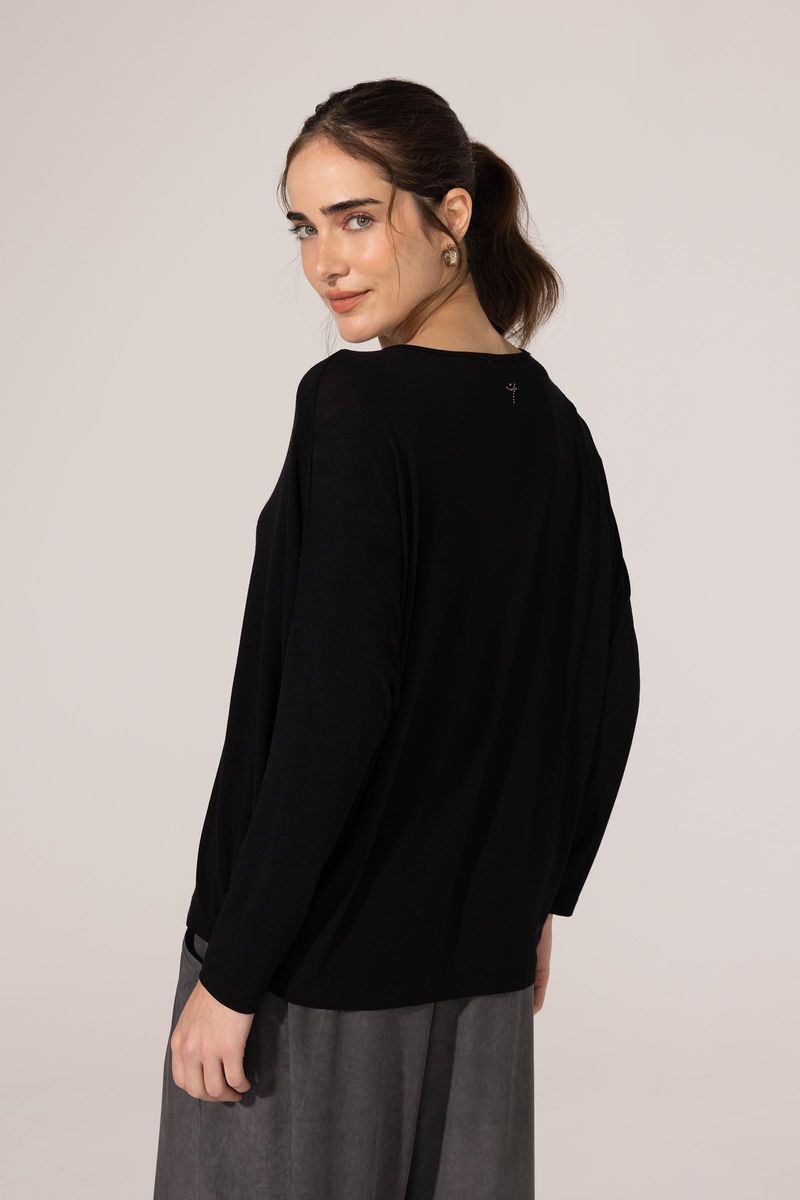 blusa-scarlet-yogini-0084390007-costas