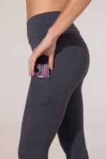 legging-maju-yogini-0085150555-detalhe-bolsos