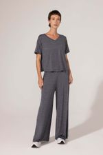 blusa-alba-yogini-0085100555-movimento