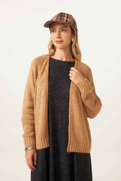 Casaco Curto Amêndoa Tricot Kate