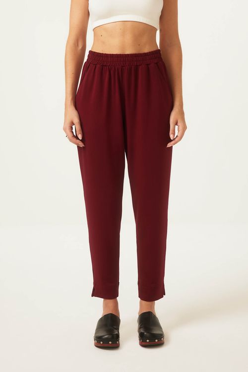Calça Cenoura Vinho Bambu New Arvi